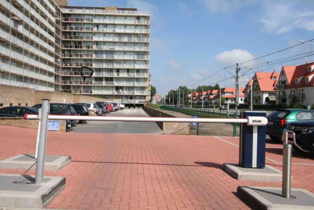 Zonnige Studio Hartje Nieuwpoort-Bad Met Parkeerplaats Apartment Ngoại thất bức ảnh